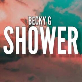 becky g shower 2023 06 11 16 26